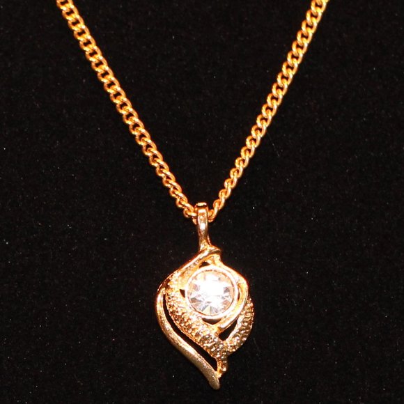 Gold Plated Tear Pendant (GN0000) - Picture 3 of 9